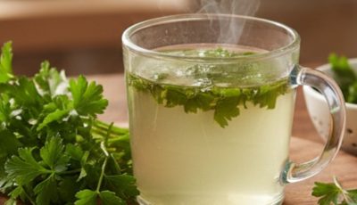 The Ultimate Parsley Tea to Eliminate Swelling