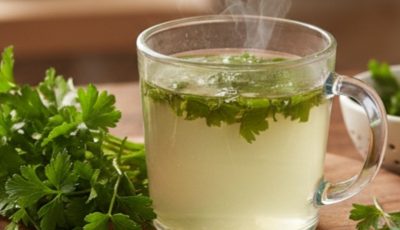 The Ultimate Parsley Tea to Eliminate Swelling