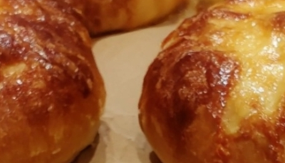 Homemade Cheddar Cheese Rolls