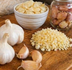 Garlic Benefits: Why Garlic Is One of Nature’s Most Powerful Superfoods