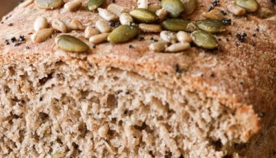 Low-Carb Seeded Bread