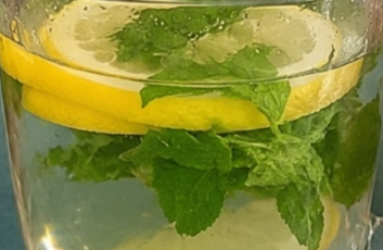 Lemon Mint Infused Water